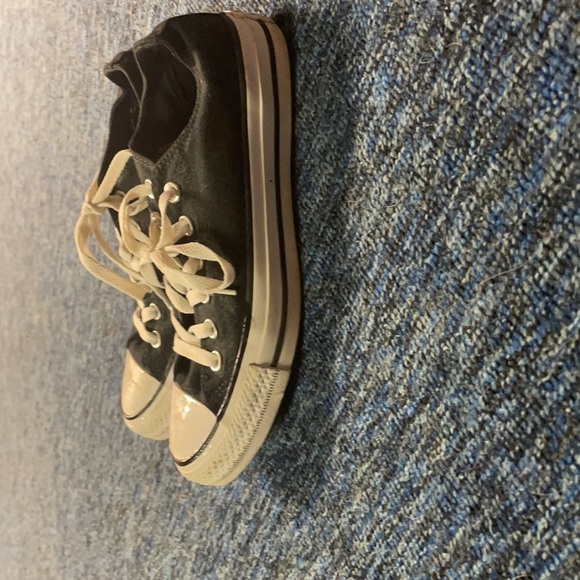 Shoes - Picture 2 of 3